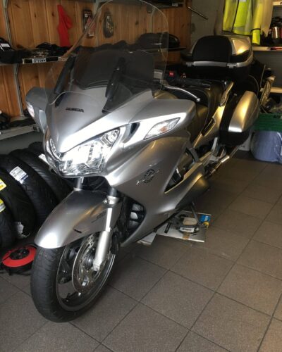 st1300 km 63533